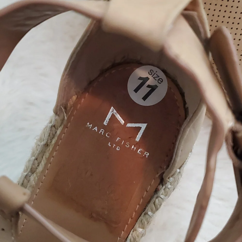 Marc Fisher MLANNIE Perforated Espadrille Wedge Sandals